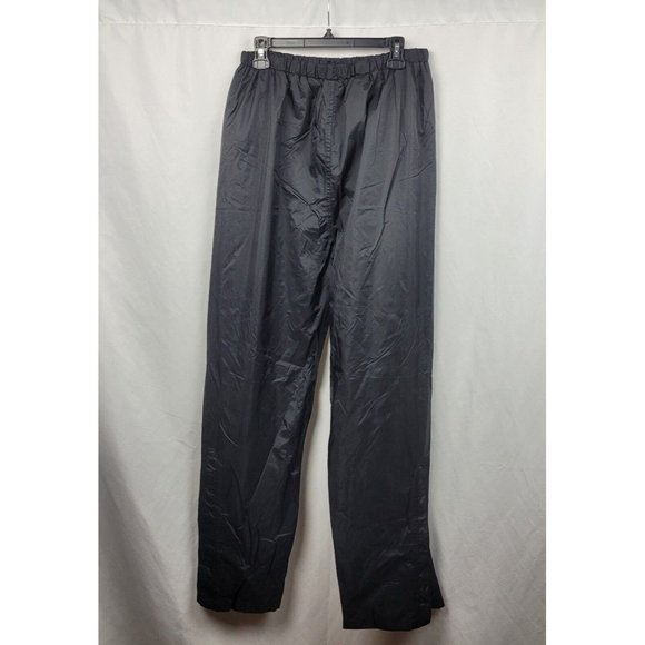 M & M Other - Stearns dry Wear Nylon Rain/ Windbreaker Pants Size M Mesh Lined Snap Button